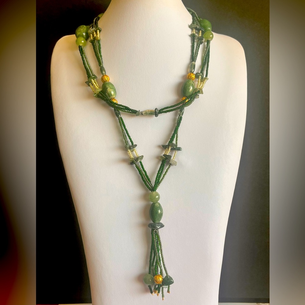 Aventurine Stone Necklace With Seed Beads, EUC - Picture 1 of 8